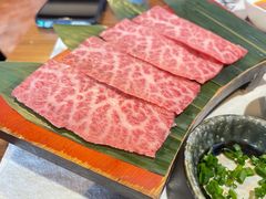 -炼火烤肉店