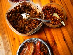 -梁阿婆廿年老牌扣肉糯米饭