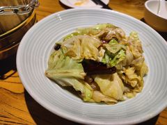 手撕包菜-苹果树下艺术餐厅(宋庄店)