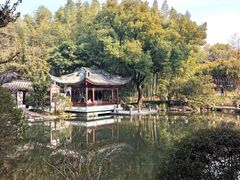 -汇龙潭