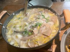 -蜜桃餐厅·伴山(湖滨商业街店)