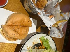 -HUZI虎滋精酿餐吧(京西大悦城店)