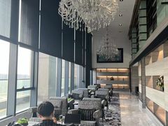 -上海虹桥西郊假日酒店