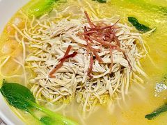 -乐忻皇朝(上海中心大厦店)