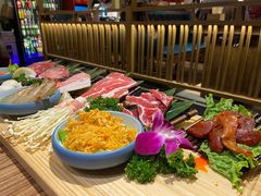 -明洞阿姨·韩式酱蟹烤肉·创意料理(三元桥店)