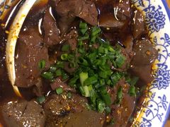 -杨三孃跷脚牛肉(西外棕榈岛店)