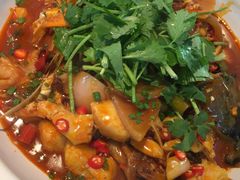 -魏铭鱼头捞饭(晋阳路店)