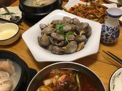 -长寿参鸡汤(朝韩风情街店)