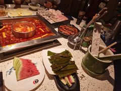 -二荆条·蜀鲜汇城市森林火锅