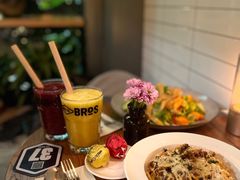 -Moka Bros 摩卡站(嘉华店)