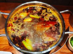 -独食火锅·半米屋台(直营总店)