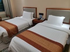 -广东大厦酒店(广州北京路步行街纪念堂地铁站店)