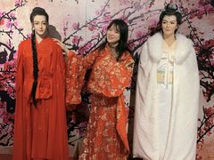 -厦门帷幕开啦红地毯蜡像艺术馆