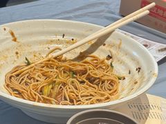 -肥肥虾庄·金牌油焖大虾(东湖欢乐谷店)