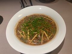 沙蒜烧豆面-荣轩(新荣记环球金融中心店)