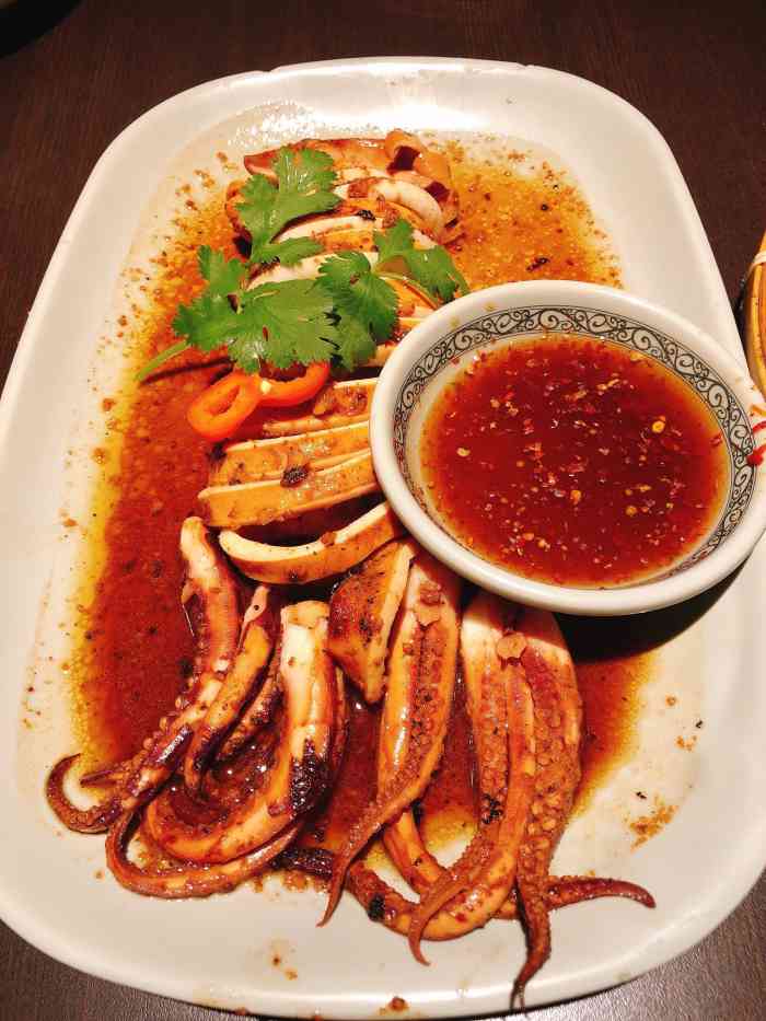 大头虾·越式风味餐厅(光明广场店)-"周末巨巨巨巨巨巨多人,不过整天