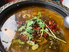 -符缸酸菜鸡(华阳店)