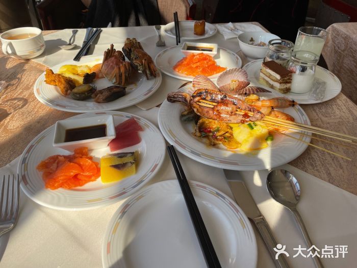 汇泉王朝大饭店-旋转餐厅(南海路店)图片