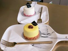 -UNI UNI(环亚凯瑟琳店)