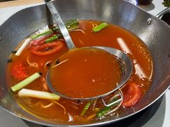 -王奋斗贵州酸汤牛肉火锅