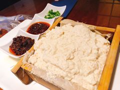 -95号酱骨·一块豆腐(展春园西路店)