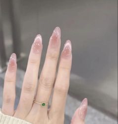 -桃色美甲沙龙
