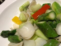 芦笋百合-粤界(望京金辉店)