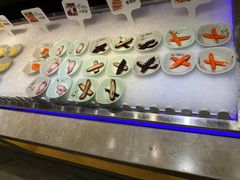-锤头鲨毛肚海鲜烤肉自助餐厅(国购广场店)