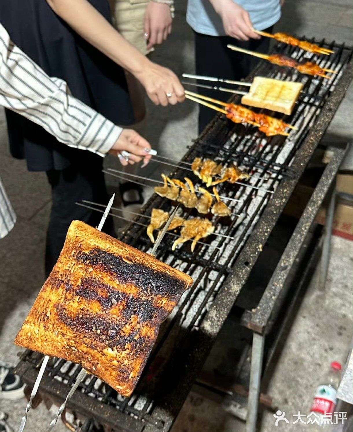 青岛旅行美食：舌尖上的时光机，带你穿梭老味道