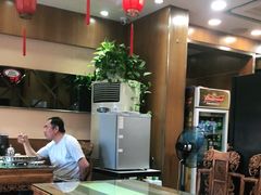 大堂-老华洋饭庄(成林道店)