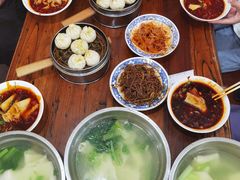 -王菊美食街·王菊面馆(总店)