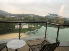 -上海佘山世茂艾美酒店