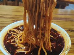 极品牛肉面-蒋六十八梯眼镜面(狮子坪店)