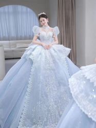 -衣贝姿婚纱礼服馆