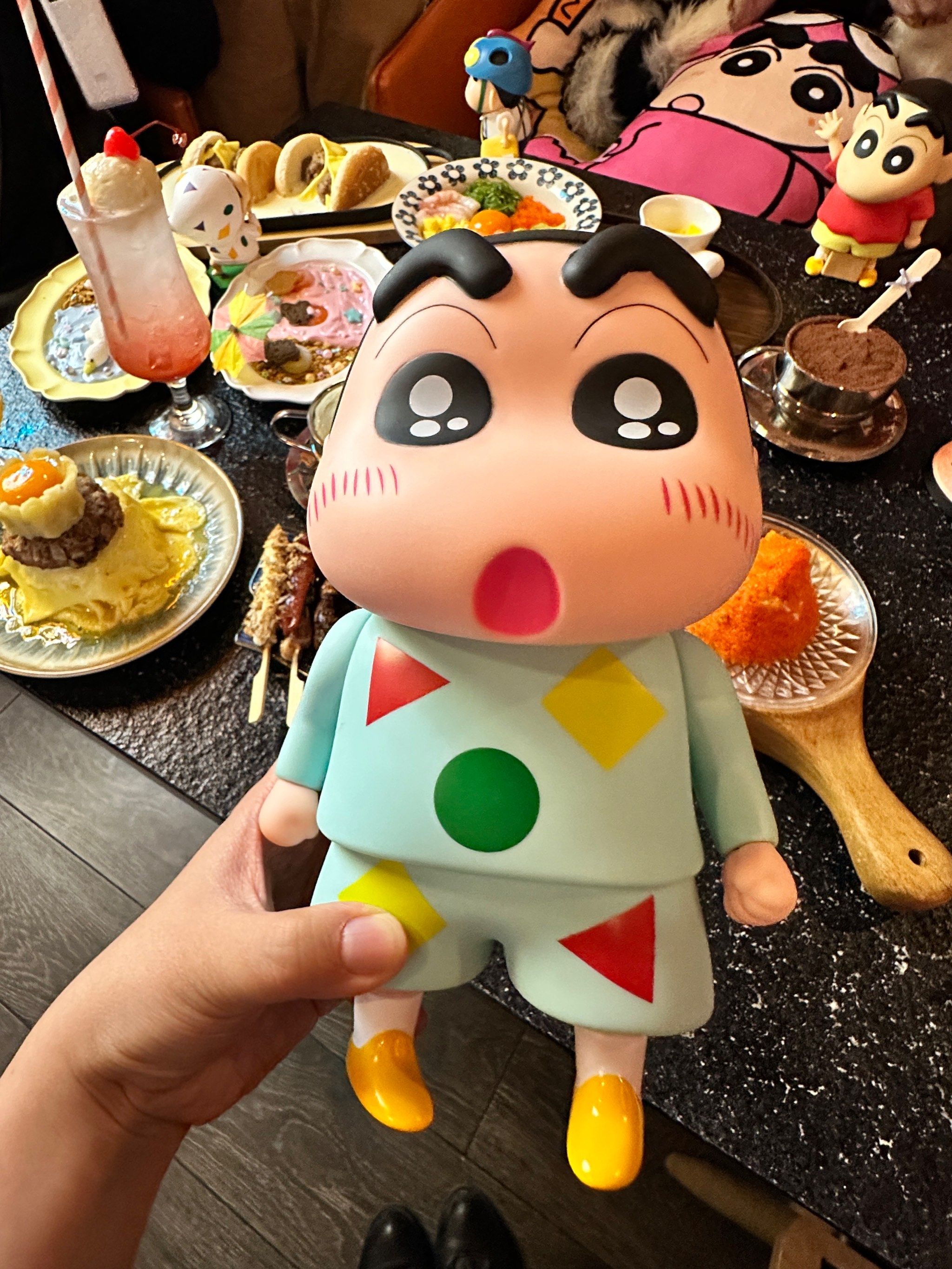 和野原新之助一起边打电玩边吃饭是什么感觉