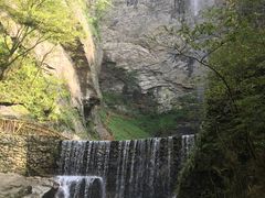 -燕子河大峡谷天坑仙境