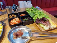 -青瓦炭韩潮烤肉(花园道店)