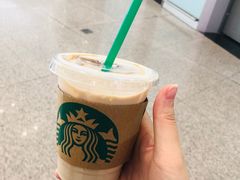 中杯冰拿铁-星巴克(天津滨海国际机场1店)