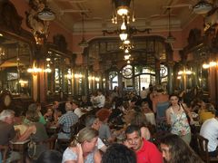 -Majestic Café