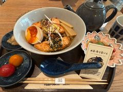 -啢啢茶寮(芳华横街店)