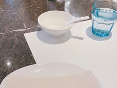 -港丽餐厅(高德置地店)