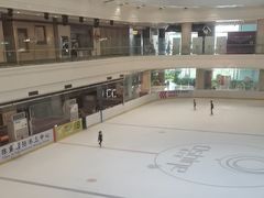 -陈露国际冰上中心(天津嘉里汇店)