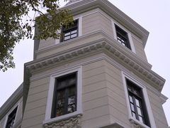 -Nathalie Djurberg与Hans Berg“牛皮纸包裹的月亮”-Prada荣宅当季展览