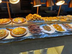 -锤头鲨毛肚海鲜烤肉自助餐厅(国购广场店)