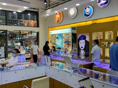 -世纪大明眼镜·蔡司战略授权店(汉街店)