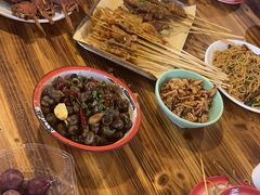 -冶建镜子·老南昌大排档·江西虾王(总店)