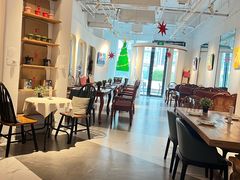 -灵意咖啡·西班牙美食(汕头金平万达广场店)