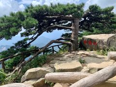 -罗田薄刀峰风景区