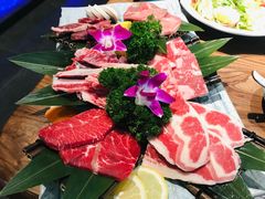 -明洞阿姨·韩式酱蟹烤肉·创意料理(三元桥店)