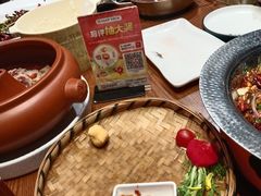 -老滇山寨•云南特色菜•地方菜•民族风情歌舞表演(金碧店)